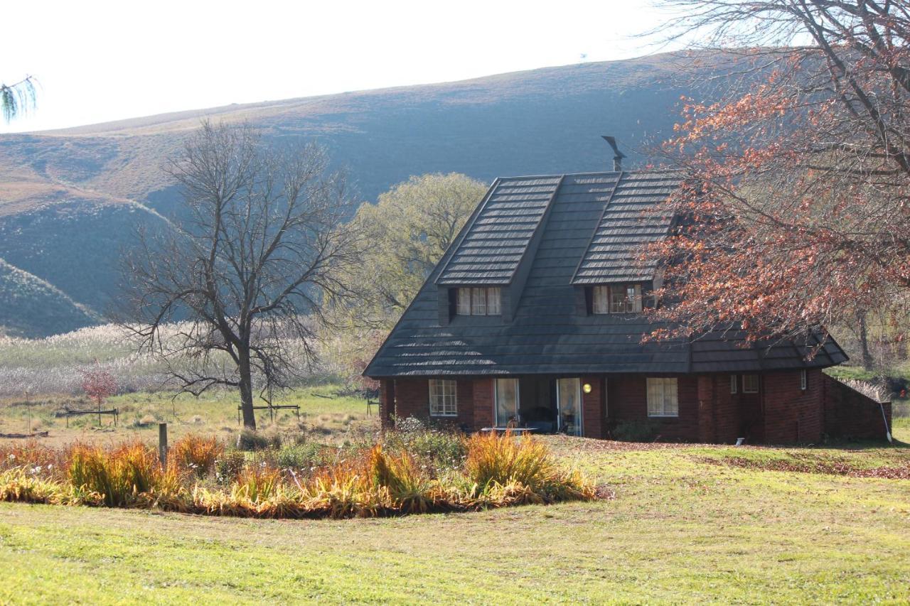 Valley Lakes Chalets Underberg Exterior photo